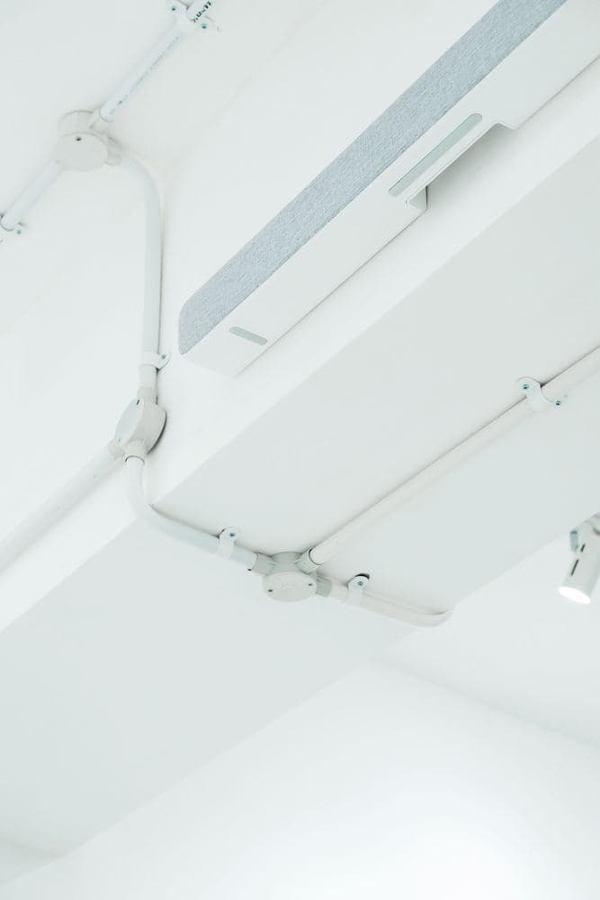 Neat conduit runs